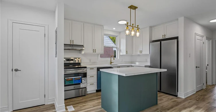 Upper-156 East 36th Street, Hamilton, ON, L8V 3Z4 - 4