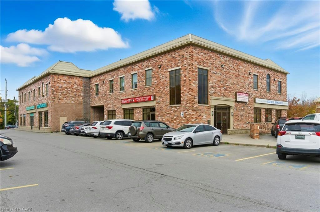 204-2668 Binbrook Road, Hamilton, ON, L0R 1C0 2