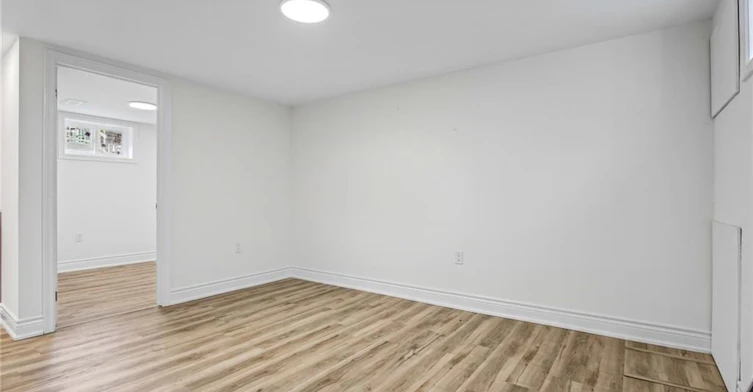 Lower-156 East 36th Street, Hamilton, ON, L8V 3Z4 - 13