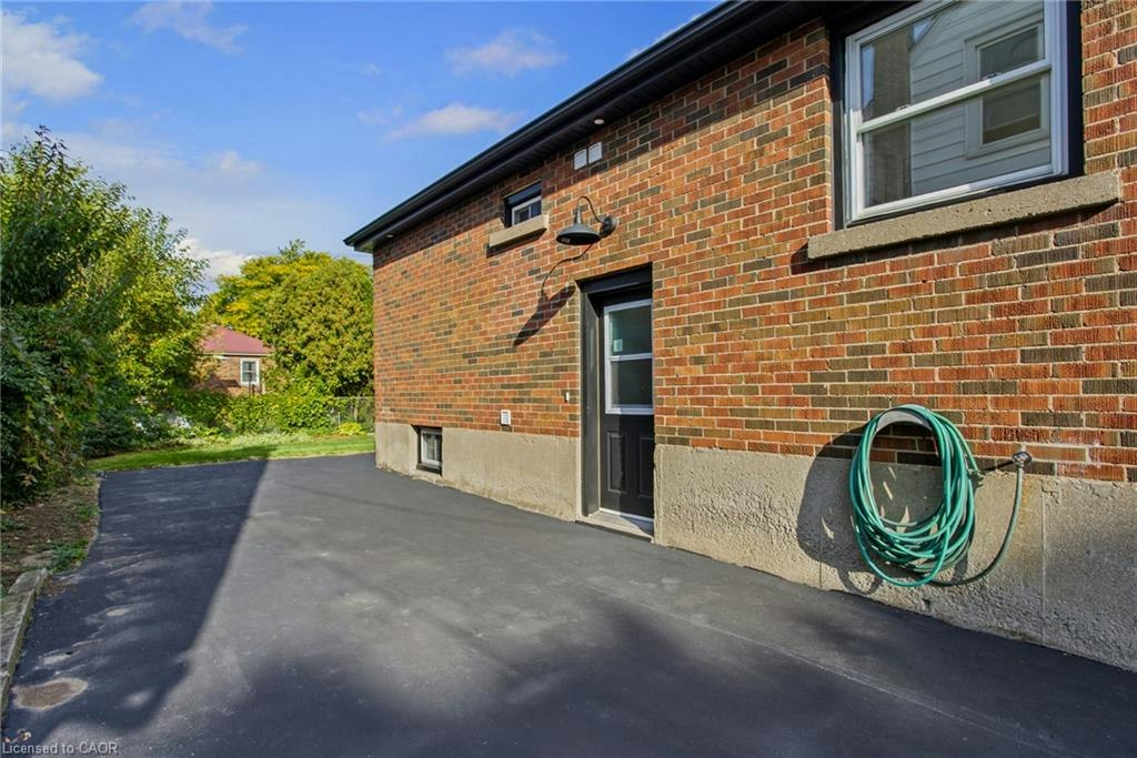 Lower-156 East 36th Street, Hamilton, ON, L8V 3Z4 - 3