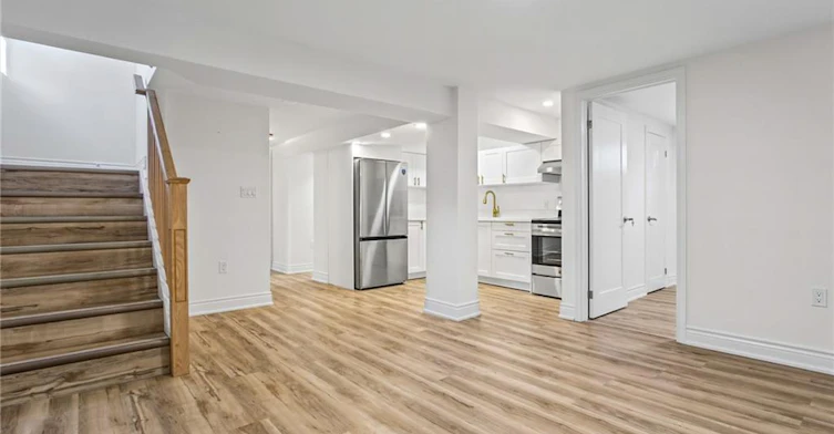 Lower-156 East 36th Street, Hamilton, ON, L8V 3Z4 - 9