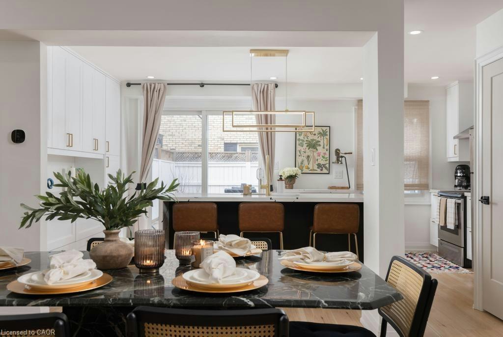 1422 Ghent Avenue, Burlington, ON, L7S 1W8