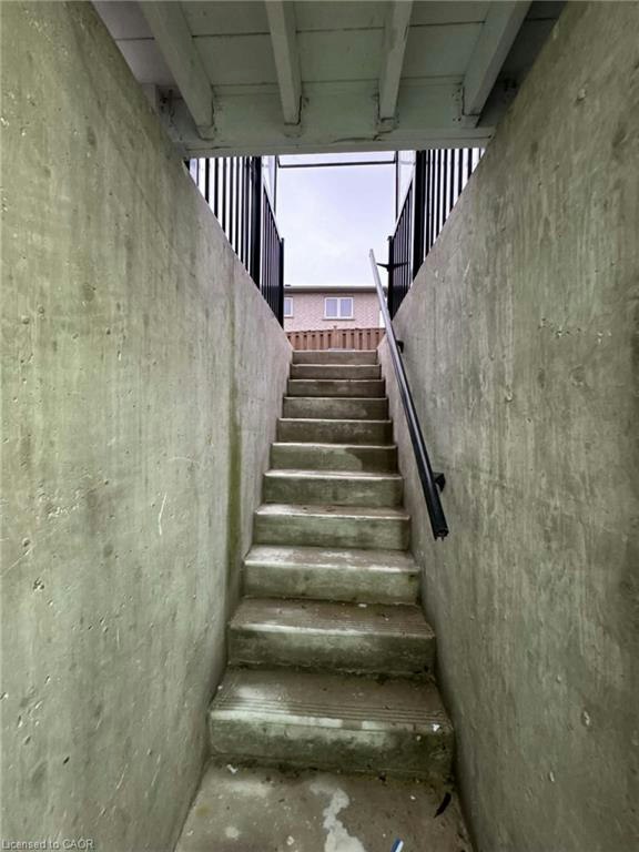 44 Sugarberry Drive, Brampton, ON, L6X 0K3 - 11