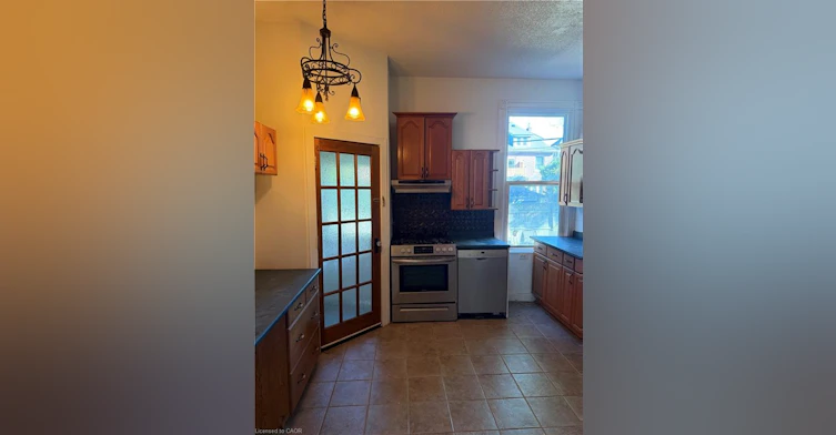 MAIN-73 Sherman Avenue S, Hamilton, ON, L8M 2P8 - 23