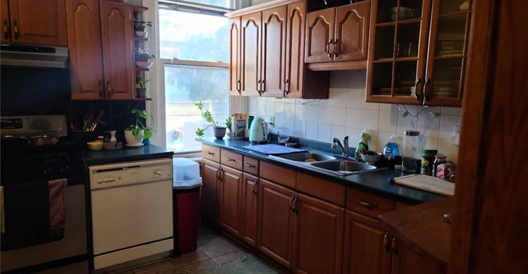 MAIN-73 Sherman Avenue S, Hamilton, ON, L8M 2P8 - 12