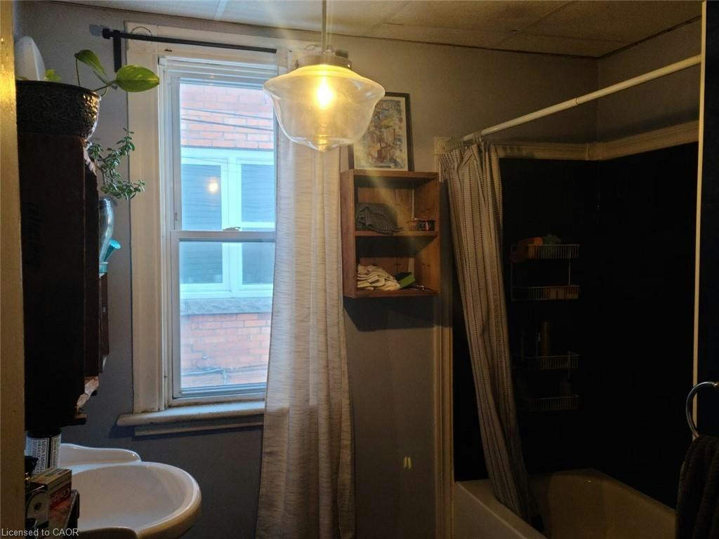 MAIN-73 Sherman Avenue S, Hamilton, ON, L8M 2P8 - 13