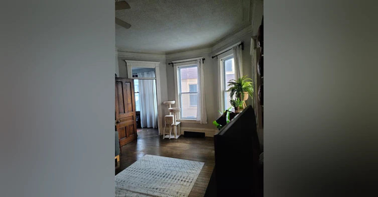 MAIN-73 Sherman Avenue S, Hamilton, ON, L8M 2P8 - 9