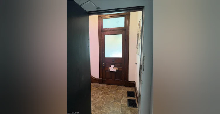 MAIN-73 Sherman Avenue S, Hamilton, ON, L8M 2P8 - 6