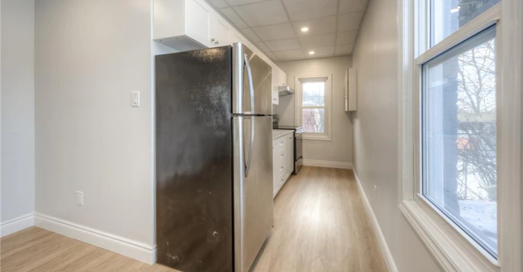 2-18 Stirling Avenue N, Kitchener, ON, N2H 3G5 - 7