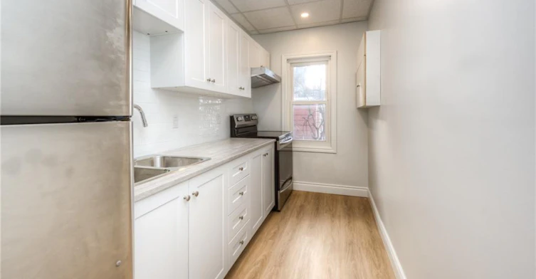 2-18 Stirling Avenue N, Kitchener, ON, N2H 3G5 - 8