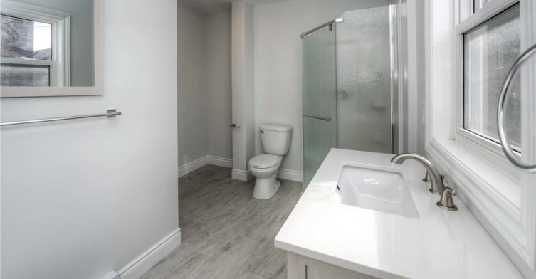 2-18 Stirling Avenue N, Kitchener, ON, N2H 3G5 - 16
