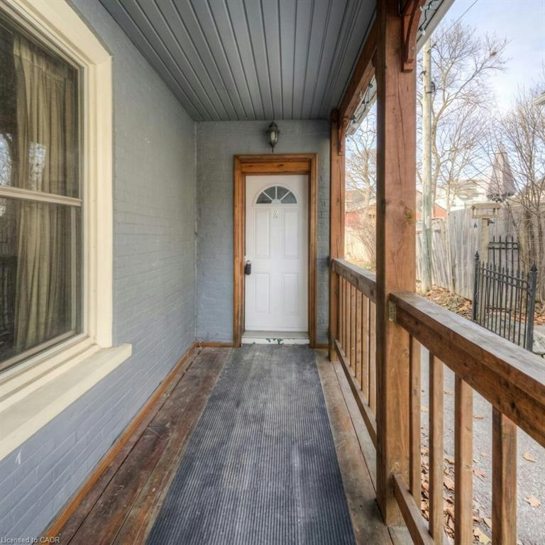 2-18 Stirling Avenue N, Kitchener, ON, N2H 3G5 - 3