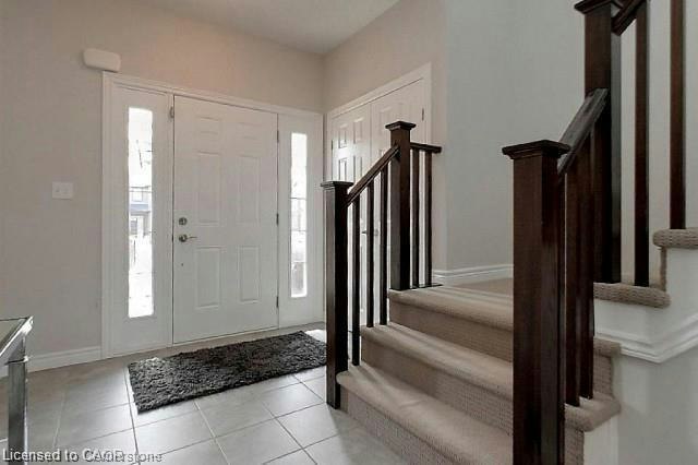 215 Maple Bush Drive, Cambridge, ON, N1T 0B8 - 2