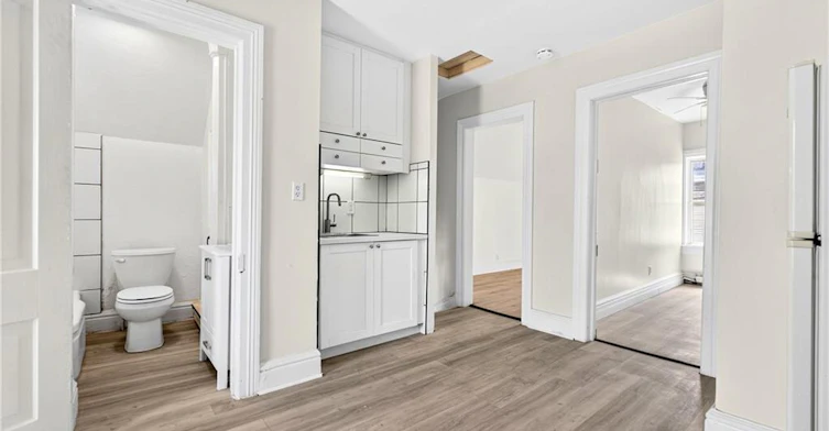 Upper-15 Warnock Street, Cambridge, ON, N1R 2A7 - 7