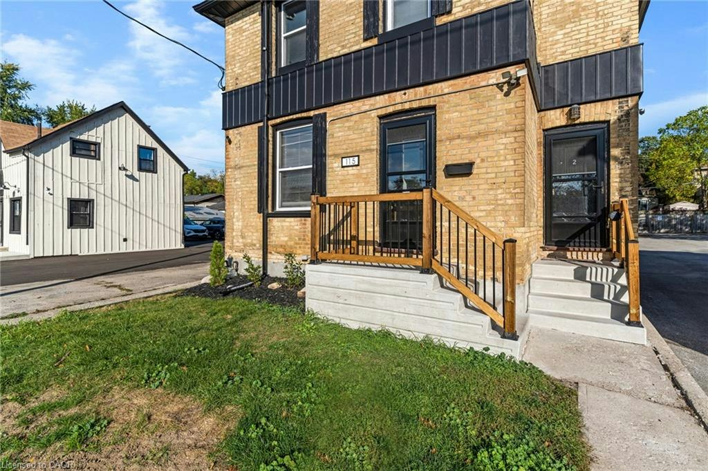 3-115 Ainslie Street N, Cambridge, ON, N1R 3P2 - 2