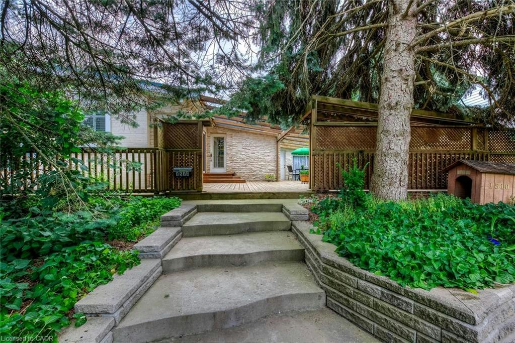 1510 Constance Drive, Oakville, ON, L6J 2V2