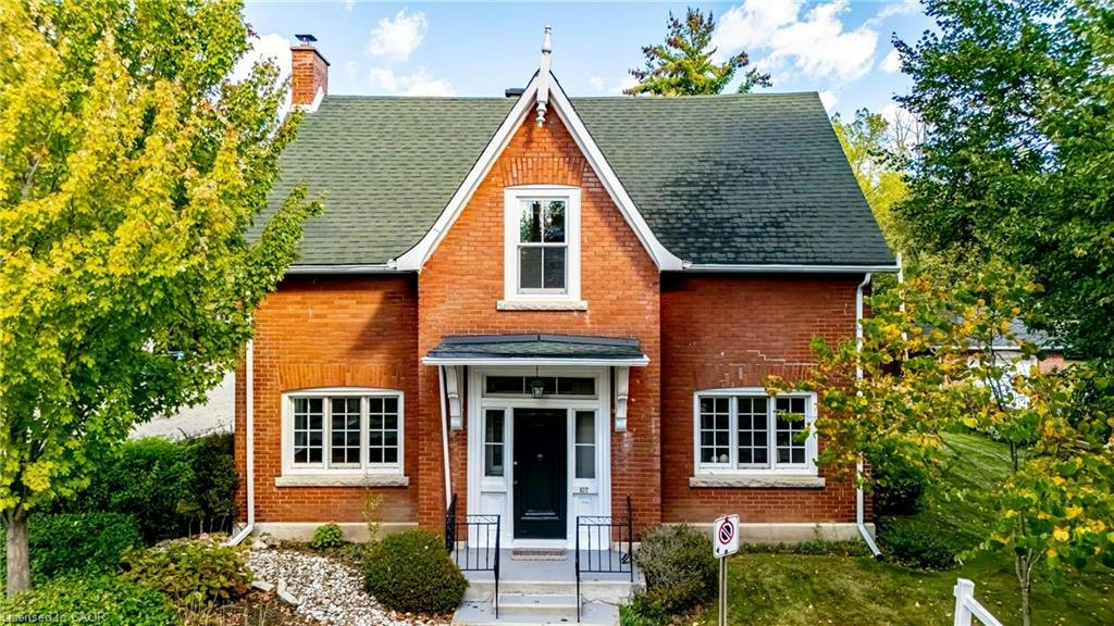 107 Melville Street, Hamilton, ON, L9H 2A4