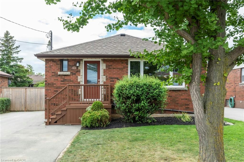 292 South Bend Road E, Hamilton, ON, L9A 2C5