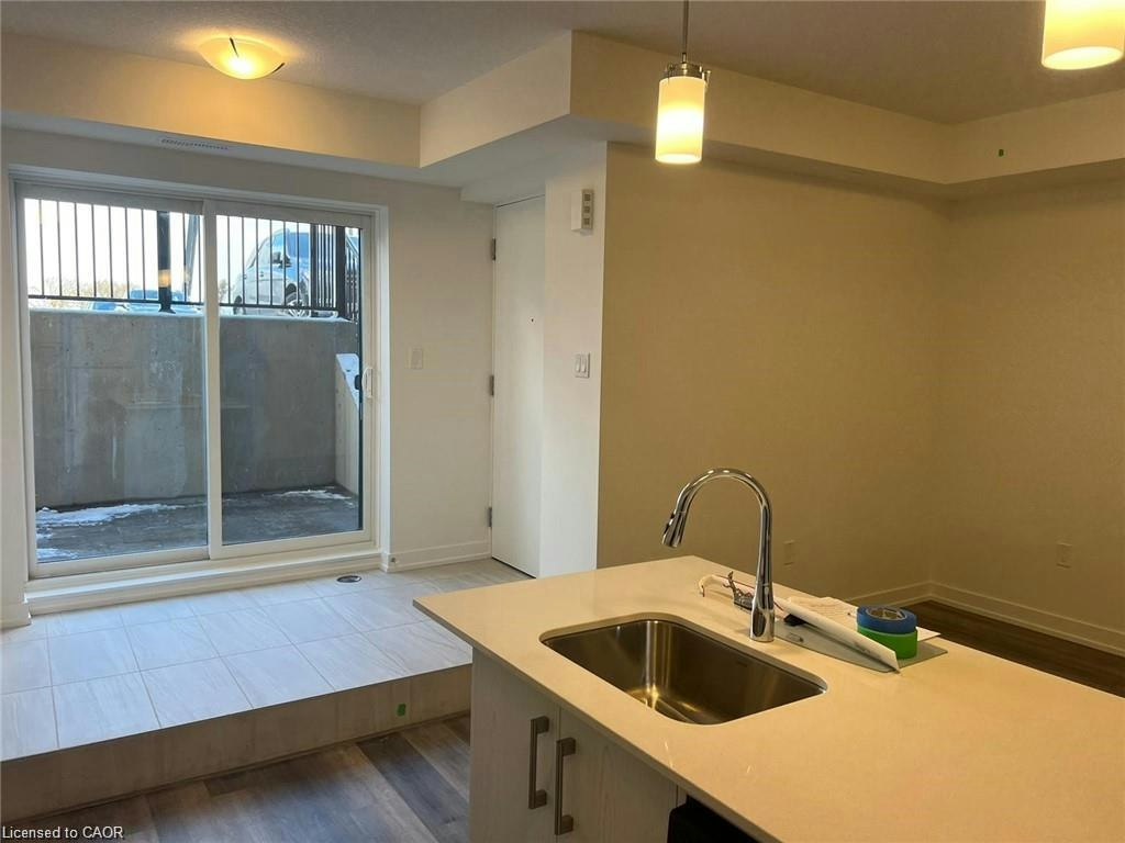 F8-20 Palace Street, Kitchener, ON, N2E 0J3 - 7