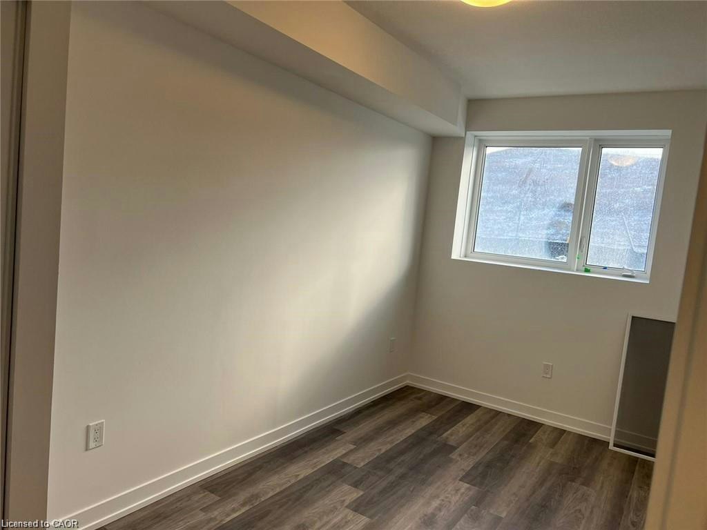 F8-20 Palace Street, Kitchener, ON, N2E 0J3 - 11
