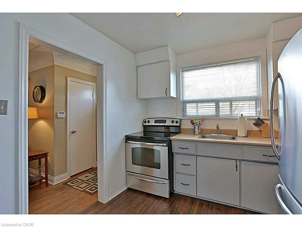 Upper Lvl-606 Brucedale Avenue E, Hamilton, ON, L8V 1P5 - 9