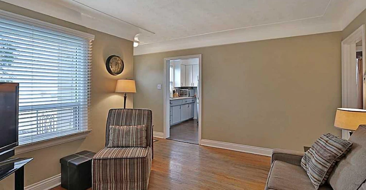 Upper Lvl-606 Brucedale Avenue E, Hamilton, ON, L8V 1P5 - 5