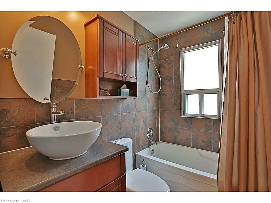 Upper Lvl-606 Brucedale Avenue E, Hamilton, ON, L8V 1P5 - 14