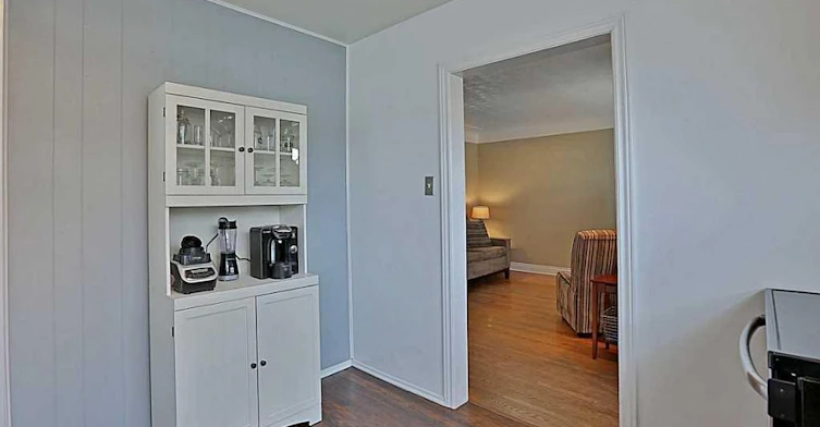 Upper Lvl-606 Brucedale Avenue E, Hamilton, ON, L8V 1P5 - 8