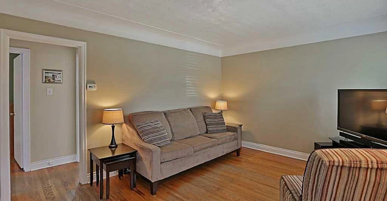 Upper Lvl-606 Brucedale Avenue E, Hamilton, ON, L8V 1P5 - 4