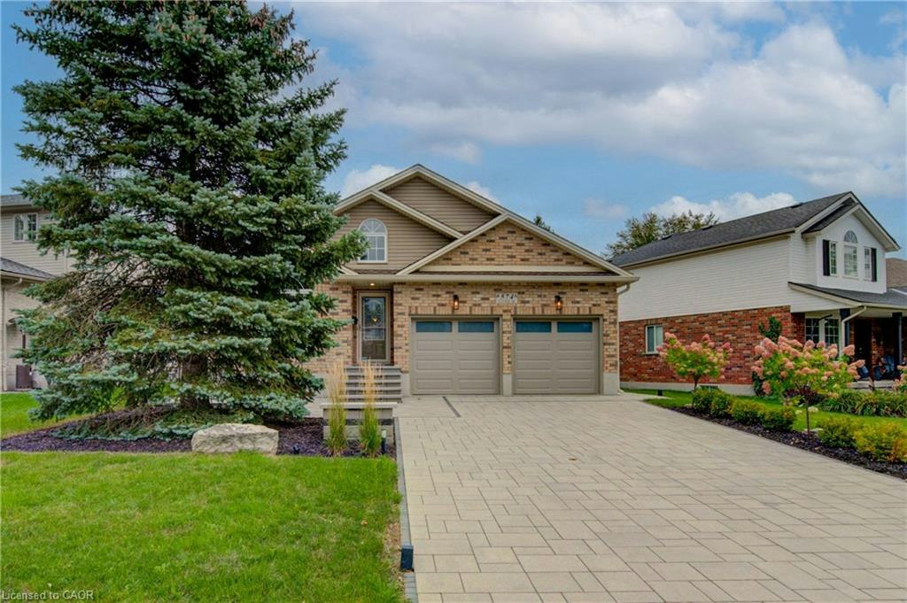 574 Clipper Drive, Waterloo, ON, N2K 4B4