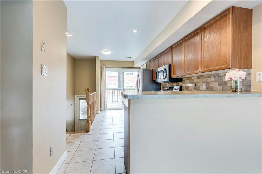 51-1751 Lampman Avenue, Burlington, ON, L7L 6W3 5
