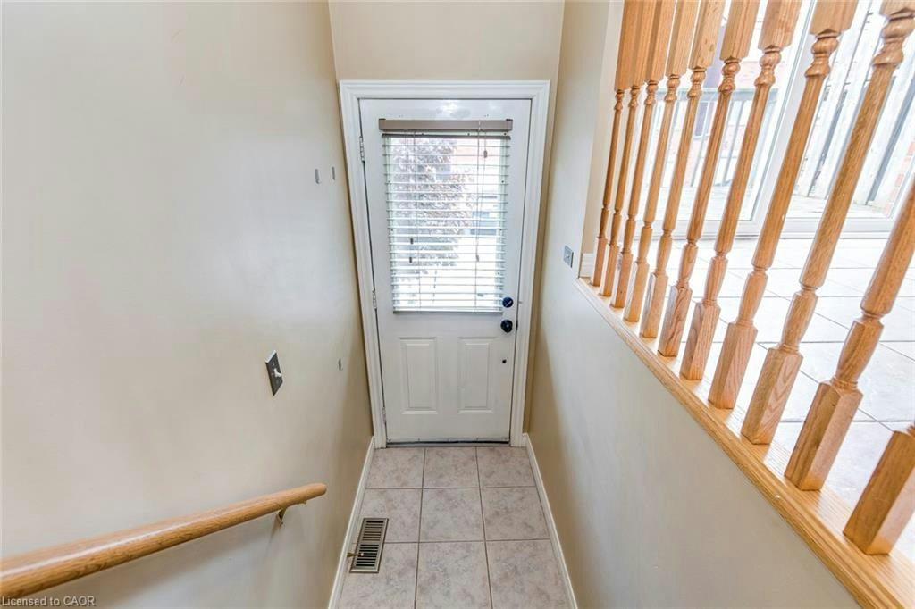 51-1751 Lampman Avenue, Burlington, ON, L7L 6W3 3