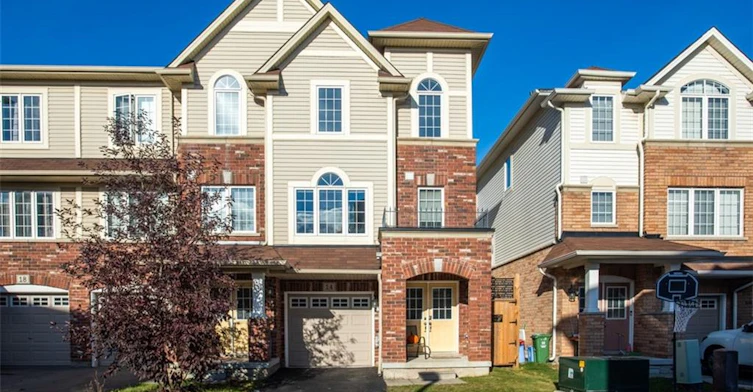 14 Kenridge Terrace, Hamilton, ON, L8J 0G4