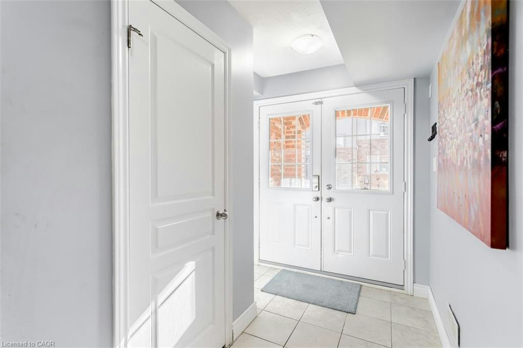 14 Kenridge Terrace, Hamilton, ON, L8J 0G4 - 2