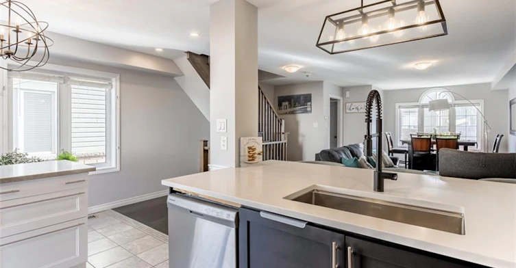 14 Kenridge Terrace, Hamilton, ON, L8J 0G4 - 11