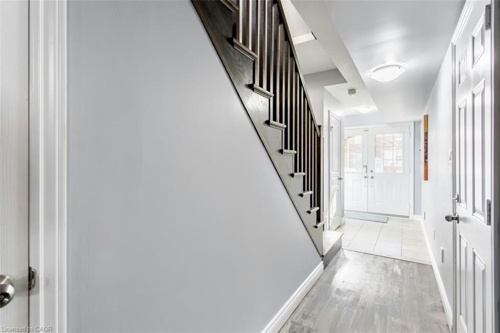 14 Kenridge Terrace, Hamilton, ON, L8J 0G4 - 4
