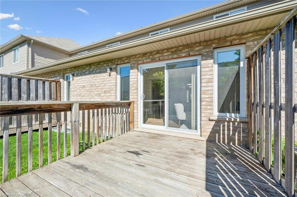 24-555 Chablis Drive, Waterloo, ON, N2T 2Y1 - 25