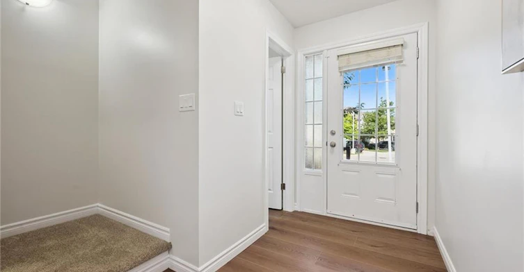 24-555 Chablis Drive, Waterloo, ON, N2T 2Y1 - 3