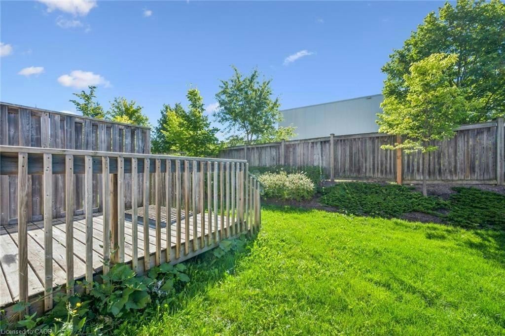 24-555 Chablis Drive, Waterloo, ON, N2T 2Y1 - 26