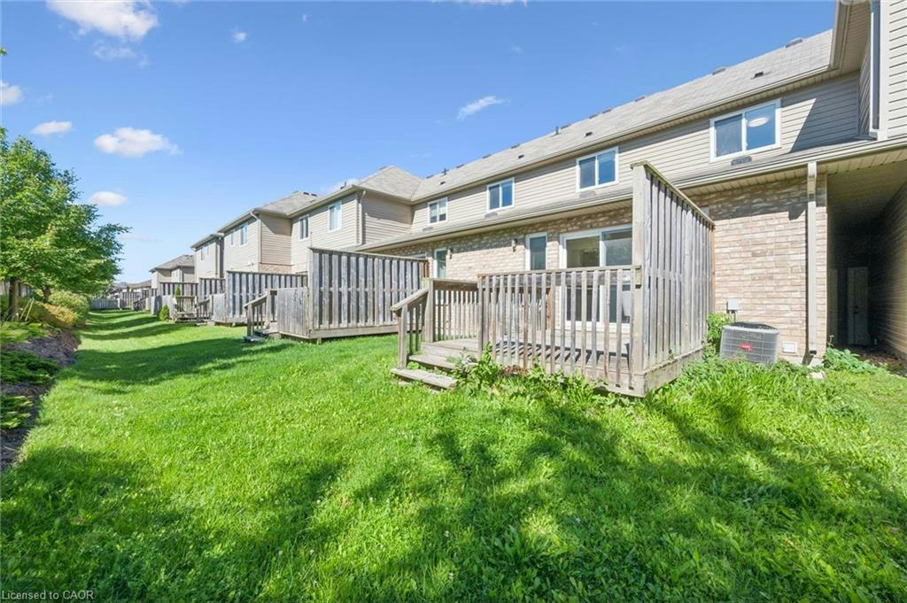 24-555 Chablis Drive, Waterloo, ON, N2T 2Y1 - 27