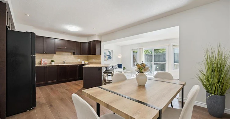 24-555 Chablis Drive, Waterloo, ON, N2T 2Y1 - 4