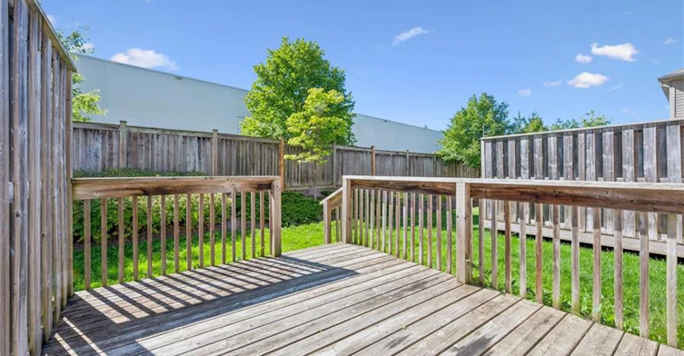 24-555 Chablis Drive, Waterloo, ON, N2T 2Y1 - 24