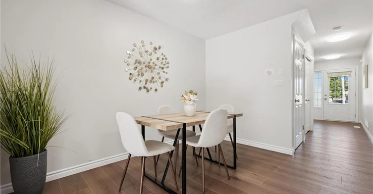 24-555 Chablis Drive, Waterloo, ON, N2T 2Y1 - 12