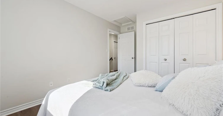 24-555 Chablis Drive, Waterloo, ON, N2T 2Y1 - 16