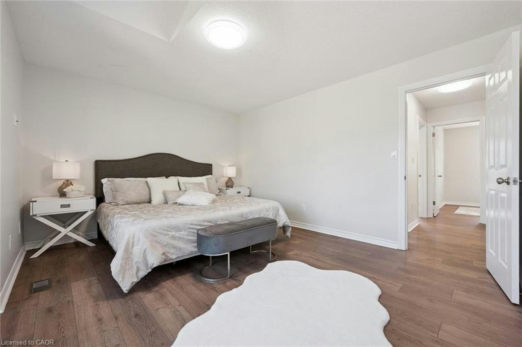 24-555 Chablis Drive, Waterloo, ON, N2T 2Y1 - 22