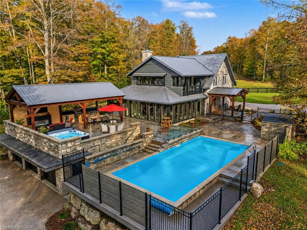 517807 5th Concession Road N, Meaford, ON, N4K 5W4