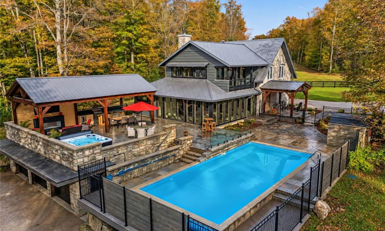 517807 5th Concession Road N
