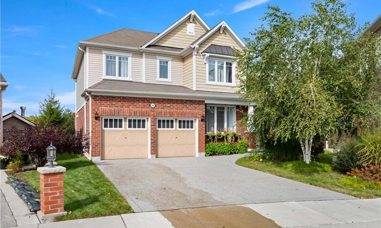 296 Falling Green Crescent