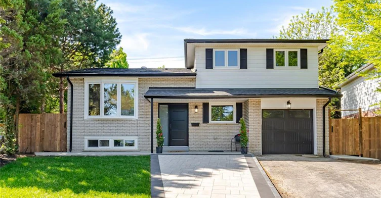 1379 Christina Court, Burlington, ON, L7P 2V8 - 2