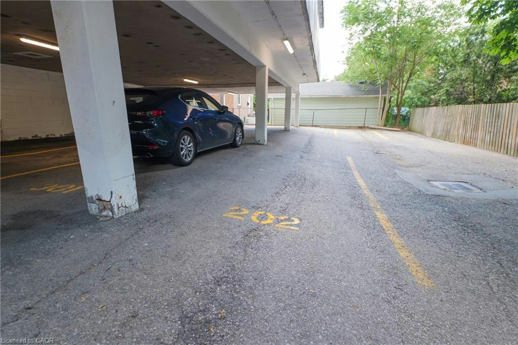 202-893 Concession Street, Hamilton, ON, L8V 1E7 - 23